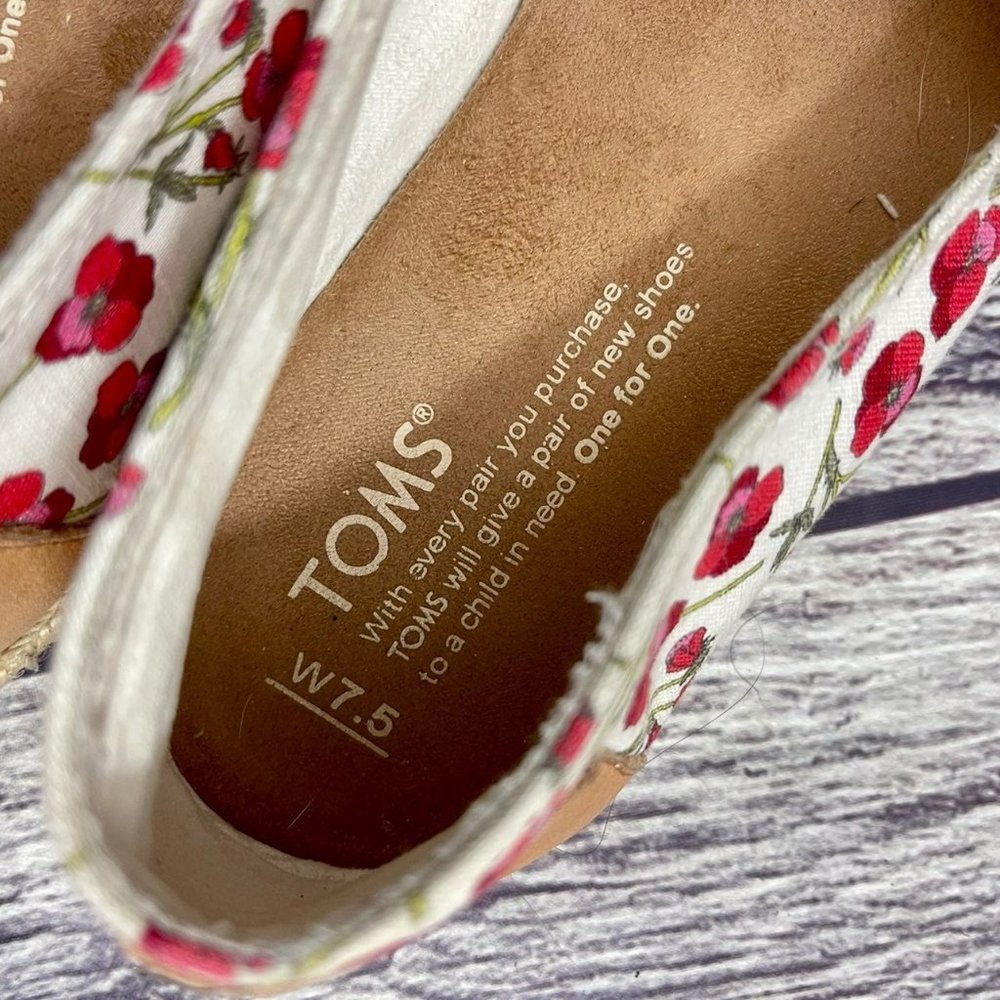 TOMS Espadrilles Red Pansy Floral Print Women's Size 7.5 Slip On Open Toe Sandal - Picture 11 of 12